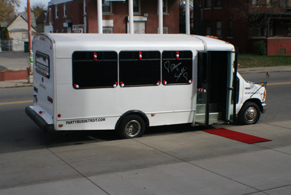 Party Bus Detroit Red Carpet Service